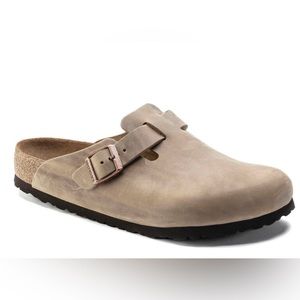 NWOT Birkenstock Boston soft footbed Clogs